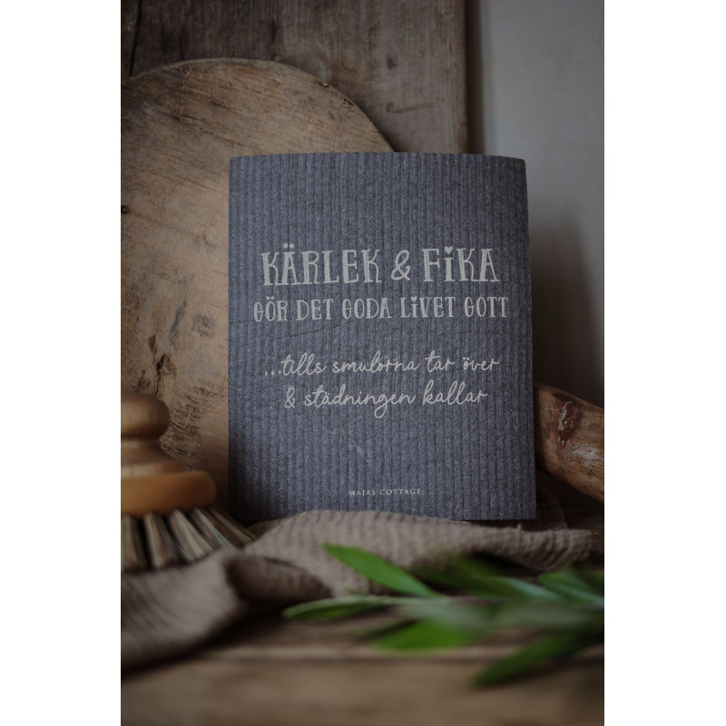 Majas Cottage Disktrasa Kärlek & Fika Majas Cottage Disktrasa Kärlek & Fika